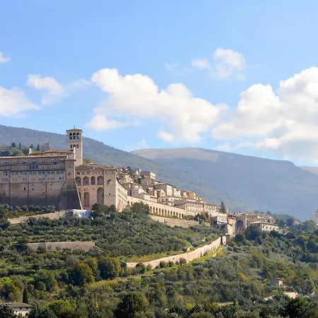 Semesterbostad Lovely In Rivotorto Di Assisi *