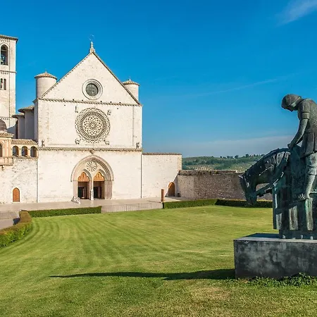 Lovely In Rivotorto Di Assisi Passaggio di Assisi